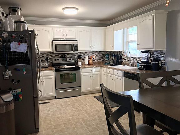 5th image of 1478 Woodland Cove Dr NE