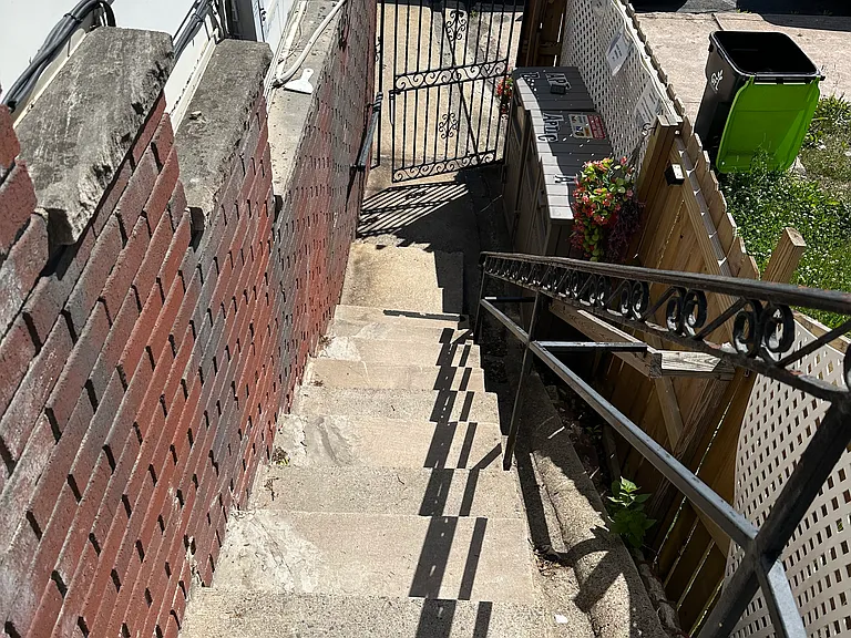 42 N Lehigh Ave #A — Photo 15