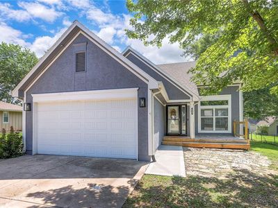 405 17th Ave S, Greenwood, MO, 64034