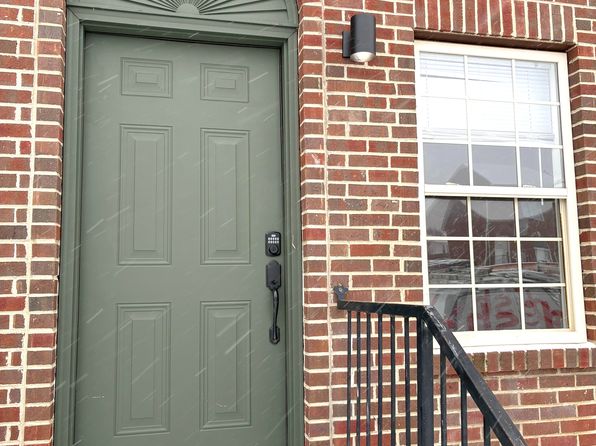 156 Pepperhill Dr #2