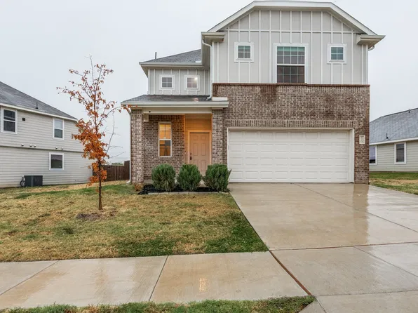 829 Jetliner Ave, Fort Worth, TX 76131