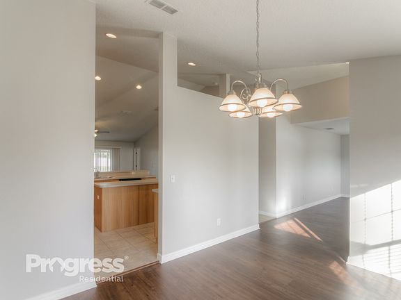 2nd image of 661 Hatchwood Dr