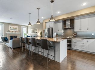 7432 Colonel Mewburn Rd NW, Edmonton, AB T5E6V6