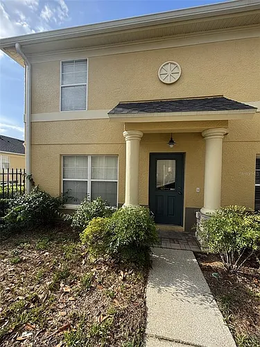 240 Hardcastle Pl Photo 1