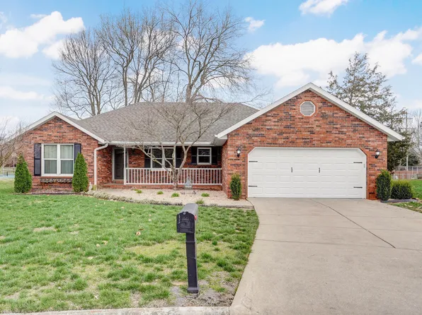 4648 S Bothwell Court, Springfield, MO 65804