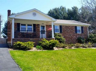 2705 Knollwood Dr, Staunton, VA 24401