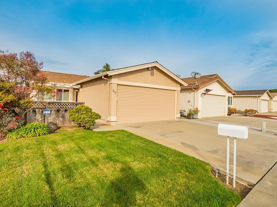 1st image of 717 Cedar Dr