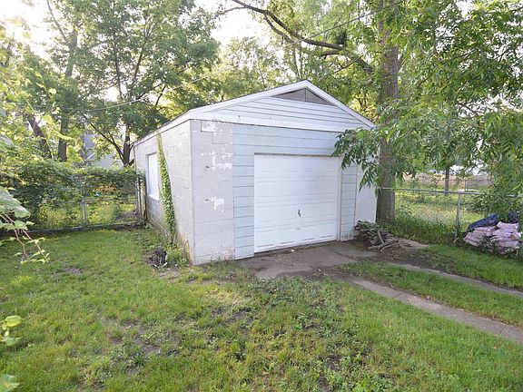 4th image of 818 Sancome Ave