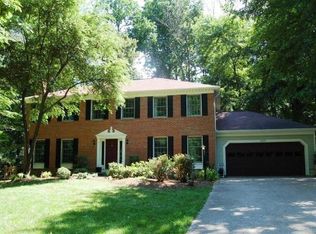 12027 Lake Newport Rd, Reston, VA 20194