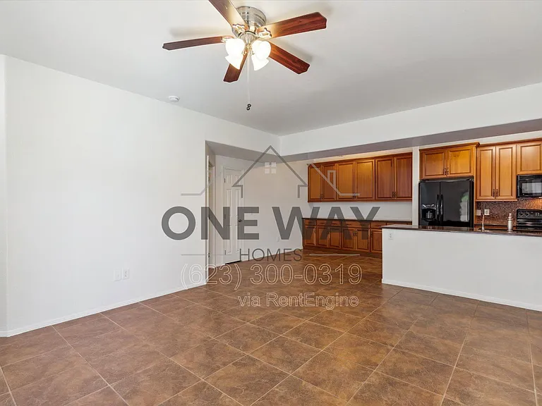 10136 E Southern Ave — Photo 4