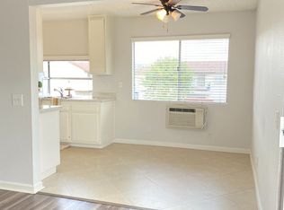 18291 Plaza Way APT C, Tustin, CA 92780