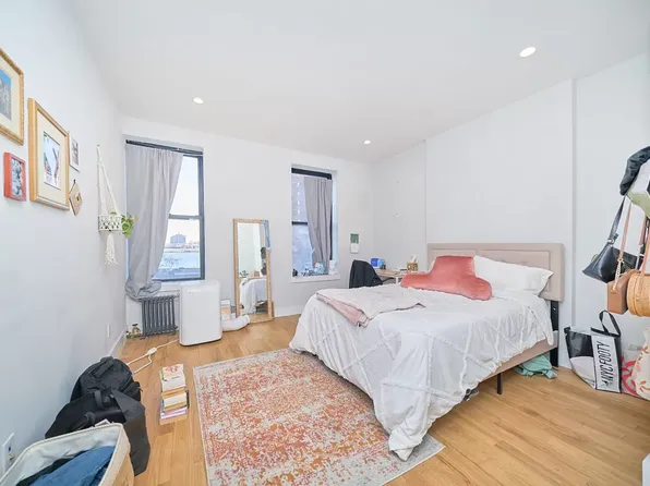 339 East 95th Street image 5 of 8