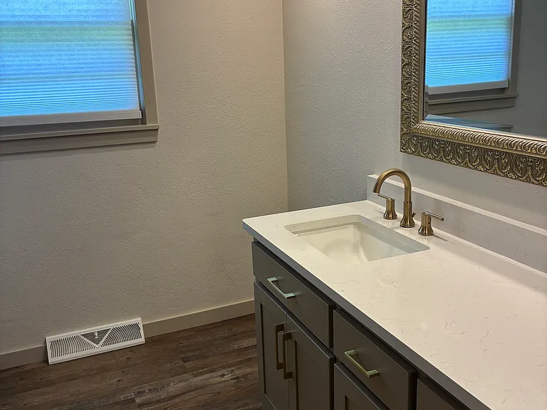 2162 E Washita St — Photo 18