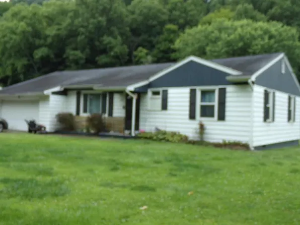 1696 Lucasville Minford Rd, Lucasville, OH 45648