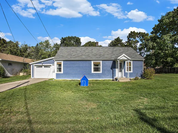 4671 Leverette St, Coopersville, MI 49404