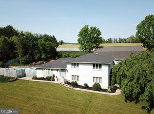 1443 Camp Hebron Rd, Halifax, PA 17032