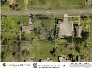 Daniels Dr, Chardon, OH 44024