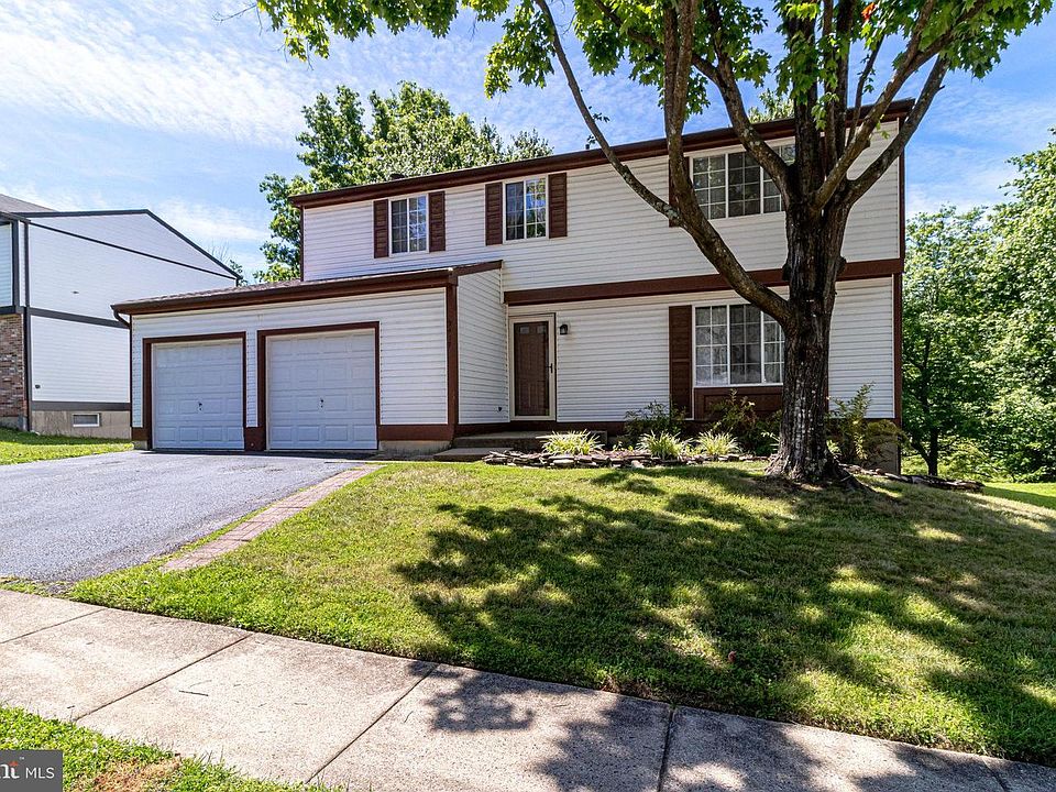1st image of 9417 Mirror Pond Dr