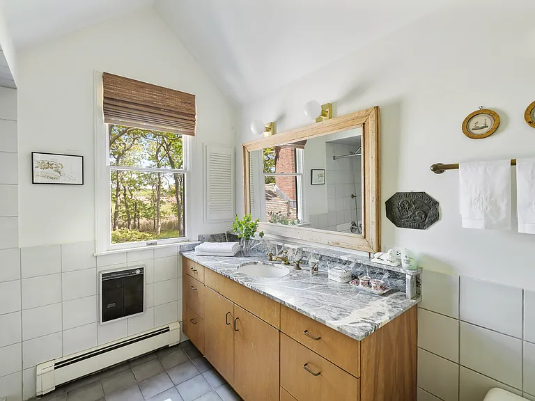 245 Old Stone Hwy — Photo 25
