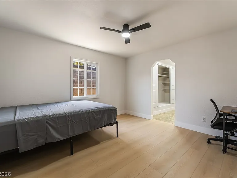 28 Hansen St — Photo 10
