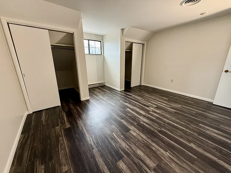 230 W Madison St #3 — Photo 9