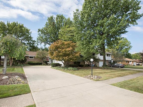 3rd image of 15489 Hickox Blvd