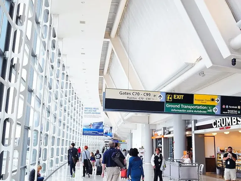 Newark Liberty International Airport (20 mi)