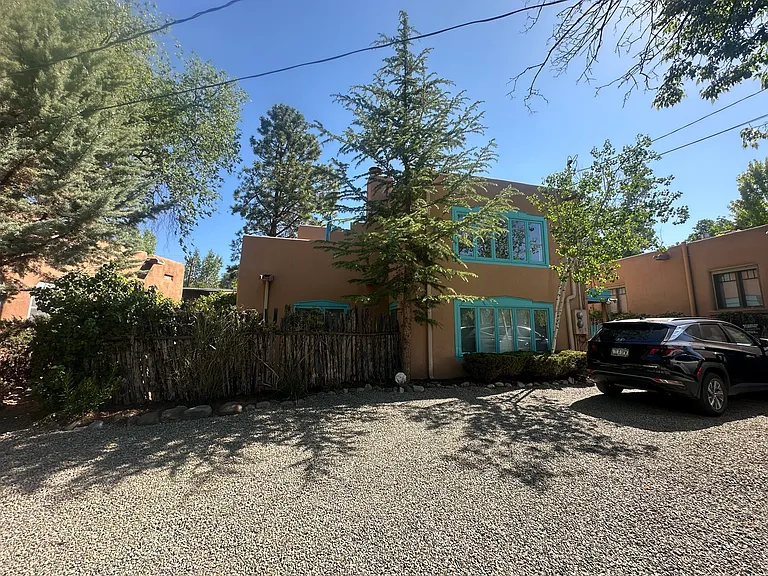 307 Loma Arisco — Photo 1