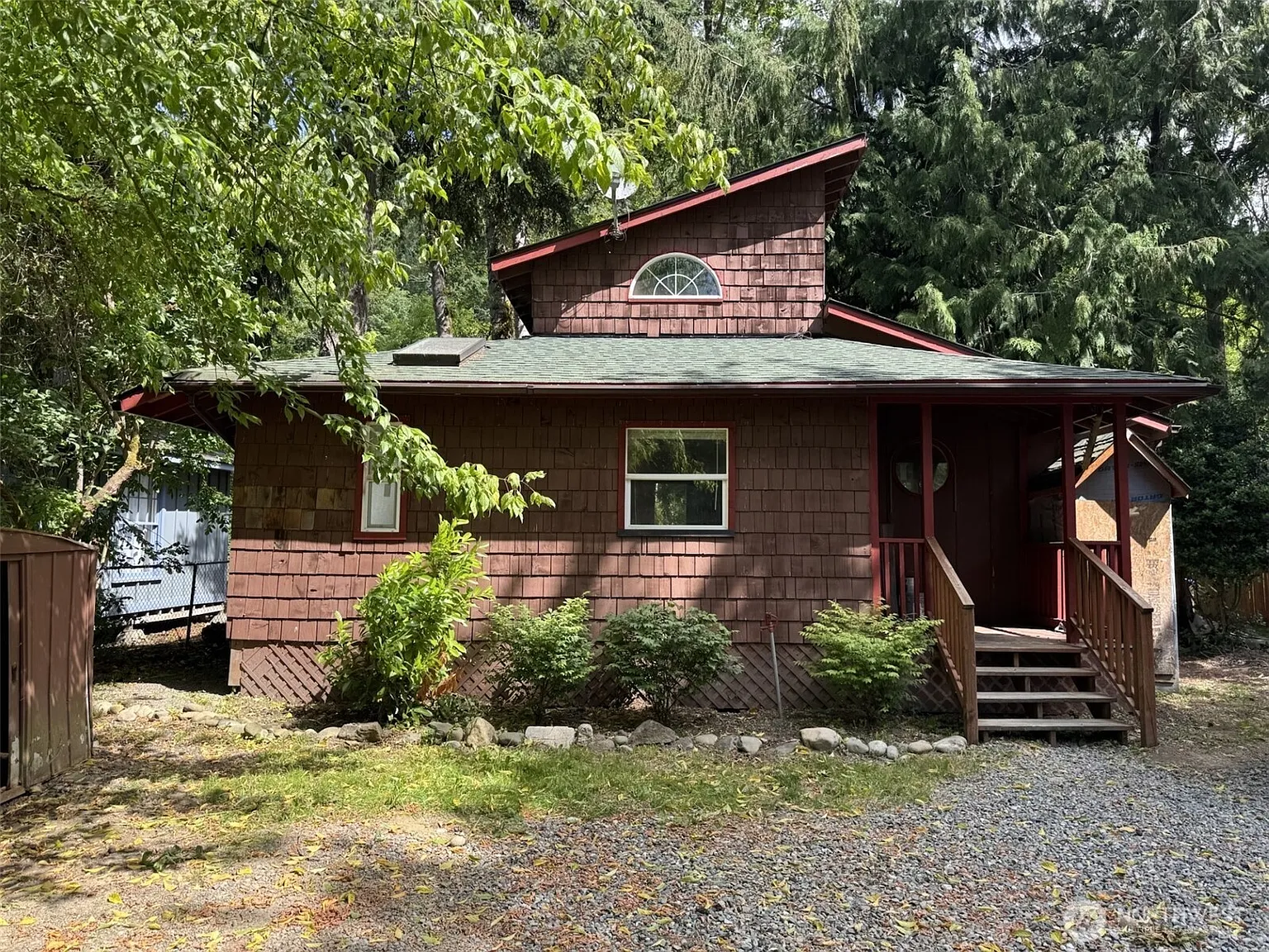 22722 Trails End Road SE photo 1