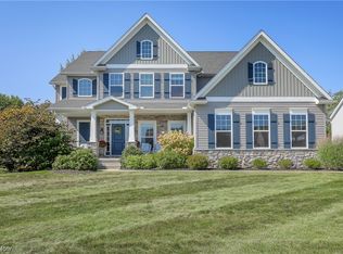 3906 Creekside Dr, Uniontown, OH 44685