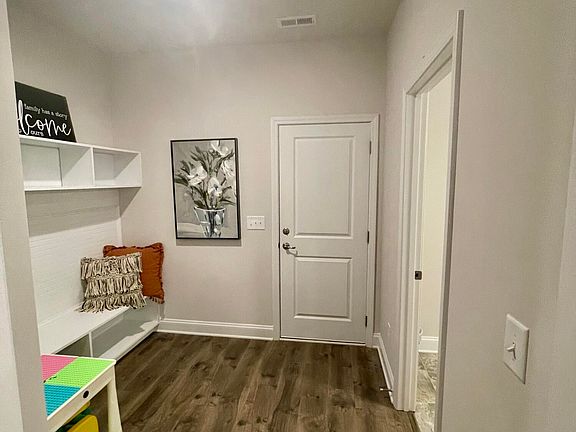 5th image of 2701 Brittia Lane