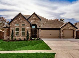 5701 S 61st St, Rogers, AR 72758