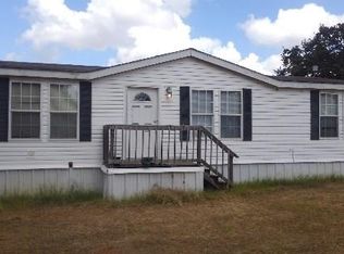 8239 County Road 401, Floresville, TX 78114