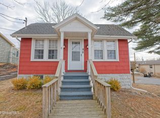 8 Dodge St, Wynantskill, NY 12198