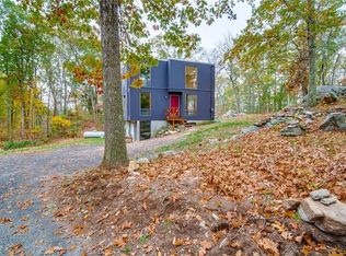 32 Brainard Hill Rd, Higganum, CT 06441