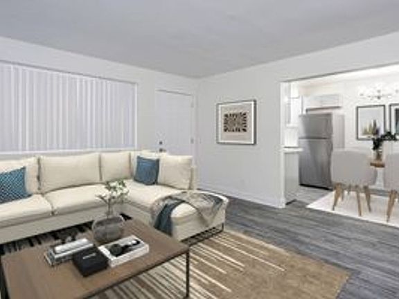2nd image of 1401 N 35th St #19