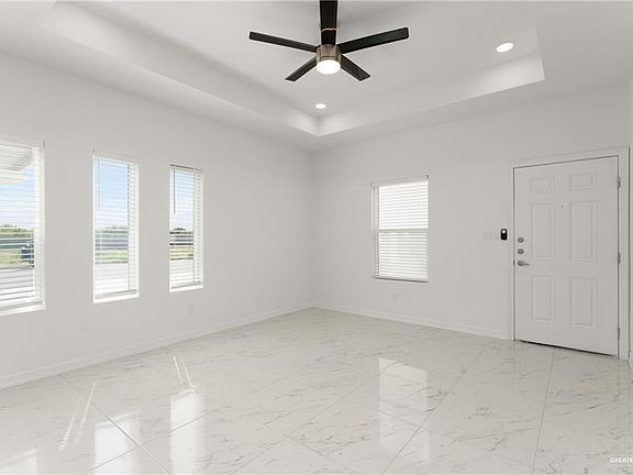 3rd image of 5712 Notre Dame Ave #2