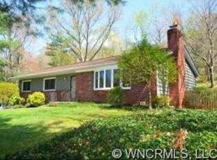 16 Chunns View Dr, Asheville, NC 28805