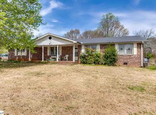 8 Piney Rd, Greenville, SC 29611