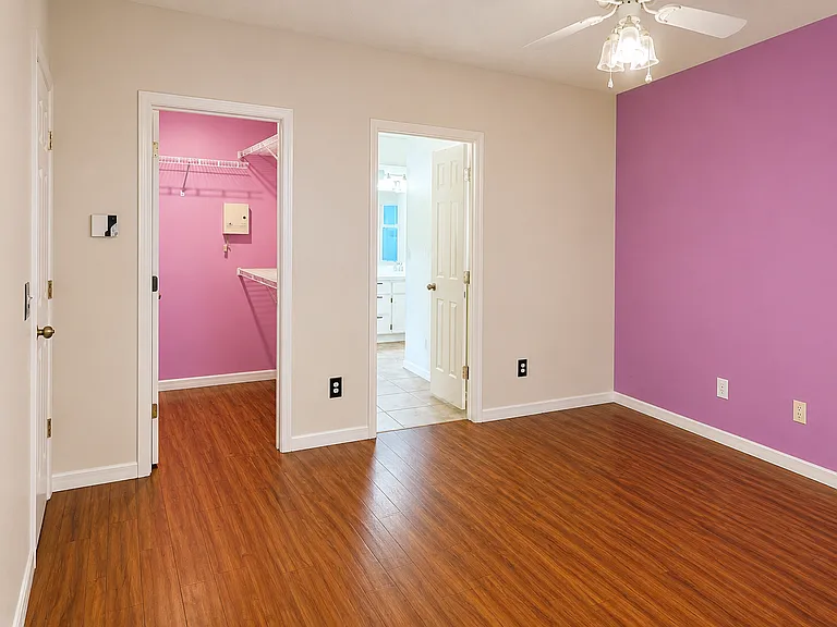 1128 Bloom Hill Ave — Photo 8