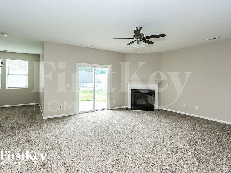 9026 Paddle Oak Rd — Photo 4