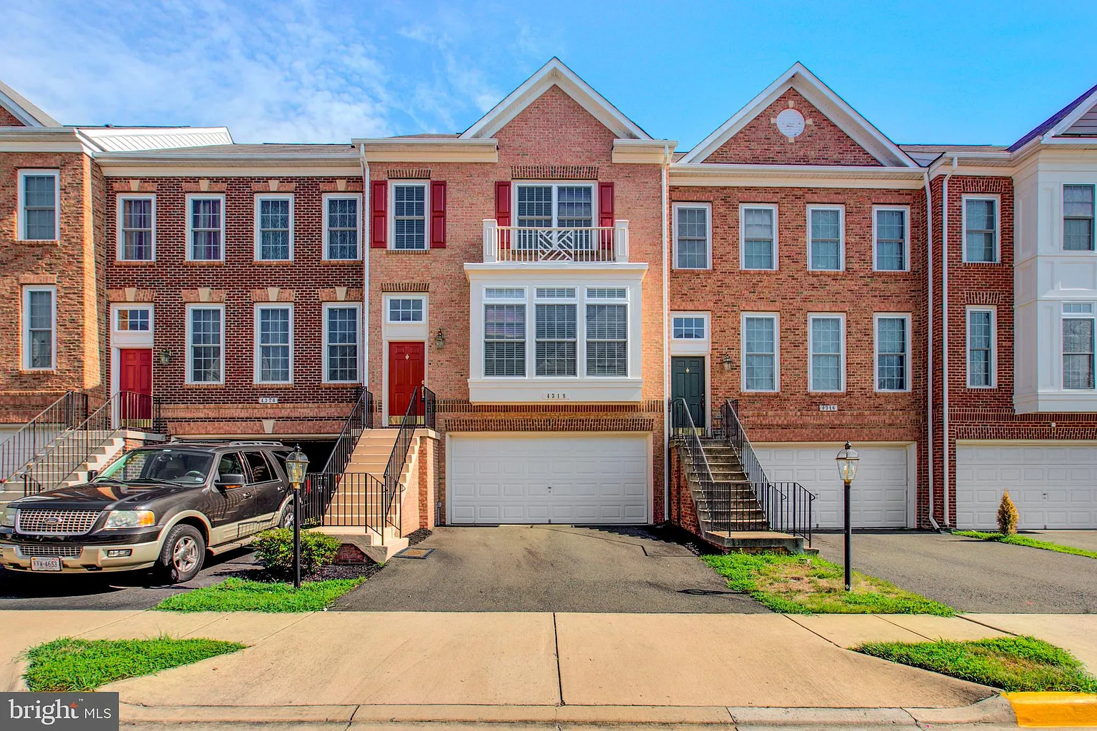 4318 Golden Gate Way photo 1