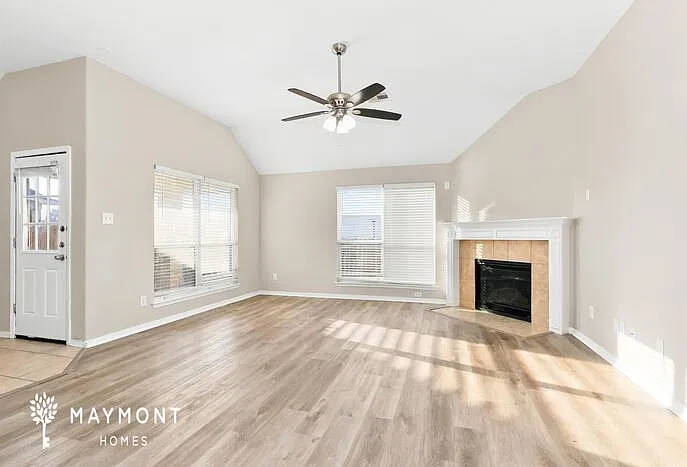 4 bed, 2.5 bath, 2776 sqft, $2,365 — Photo 4
