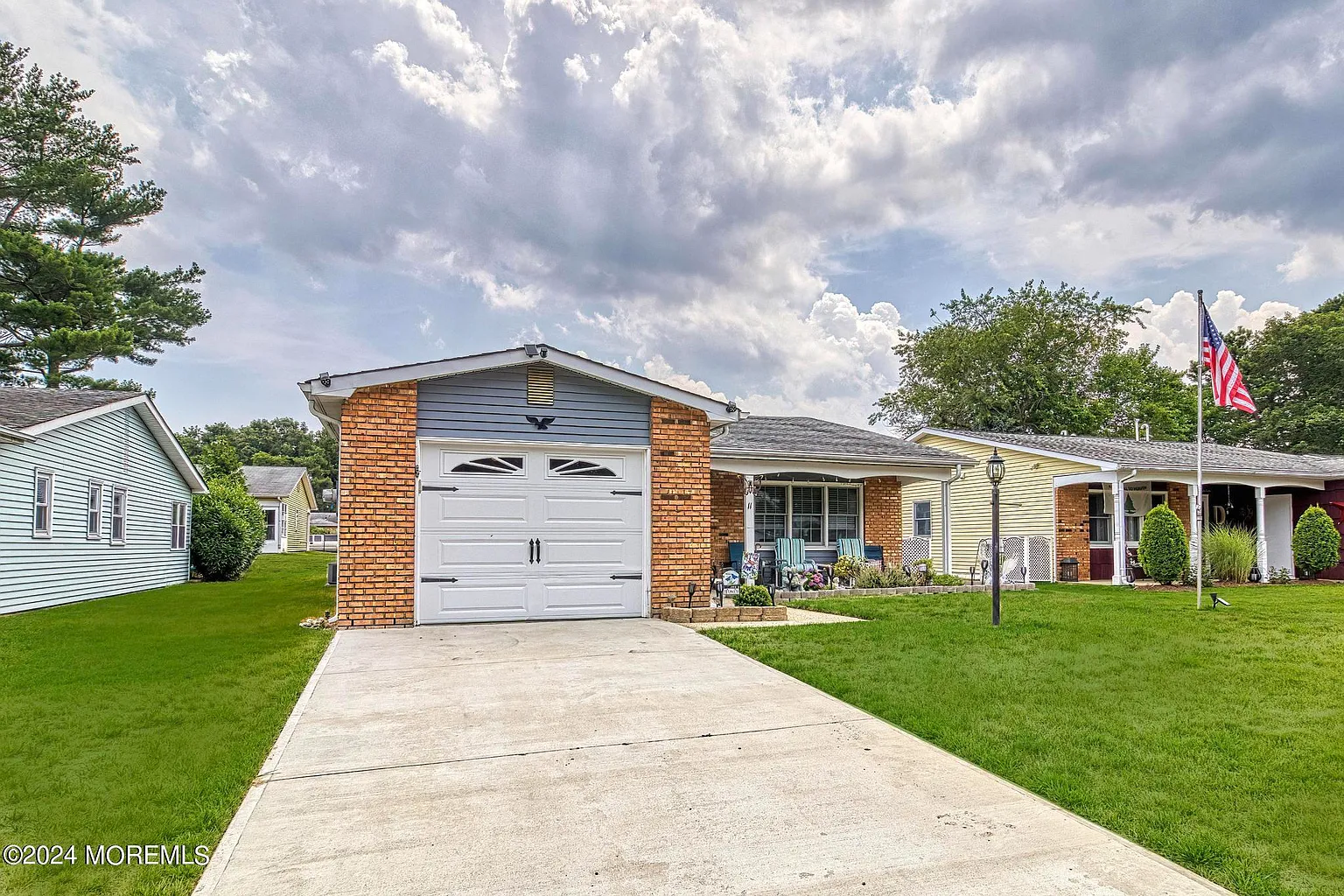 11 Lance Drive photo 1