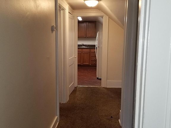 4th image of 199 Lexington Ave APT E