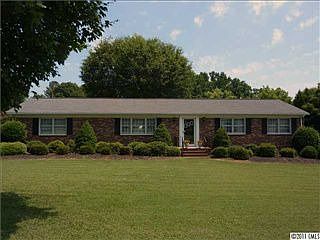 1st image of 3332 Gardner Park Dr