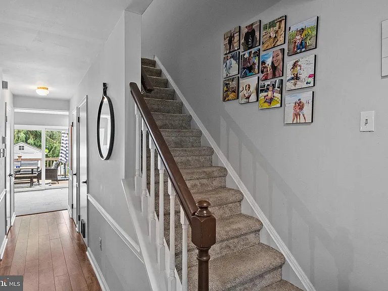 31 Pearl Dr — Photo 11