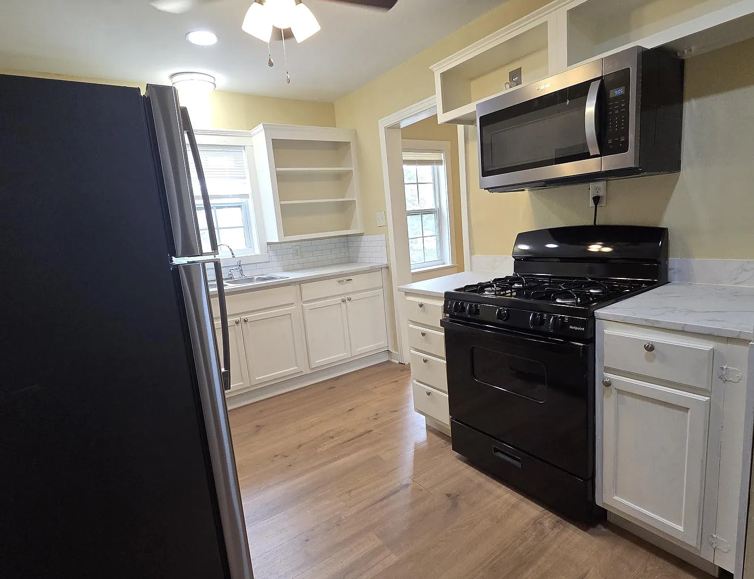 1 bed, 875 sqft, $850 — Photo 3