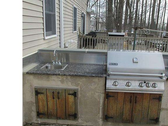 5th image of 490 Washington Ave