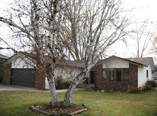 302 5th St S, Cold Spring, MN 56320